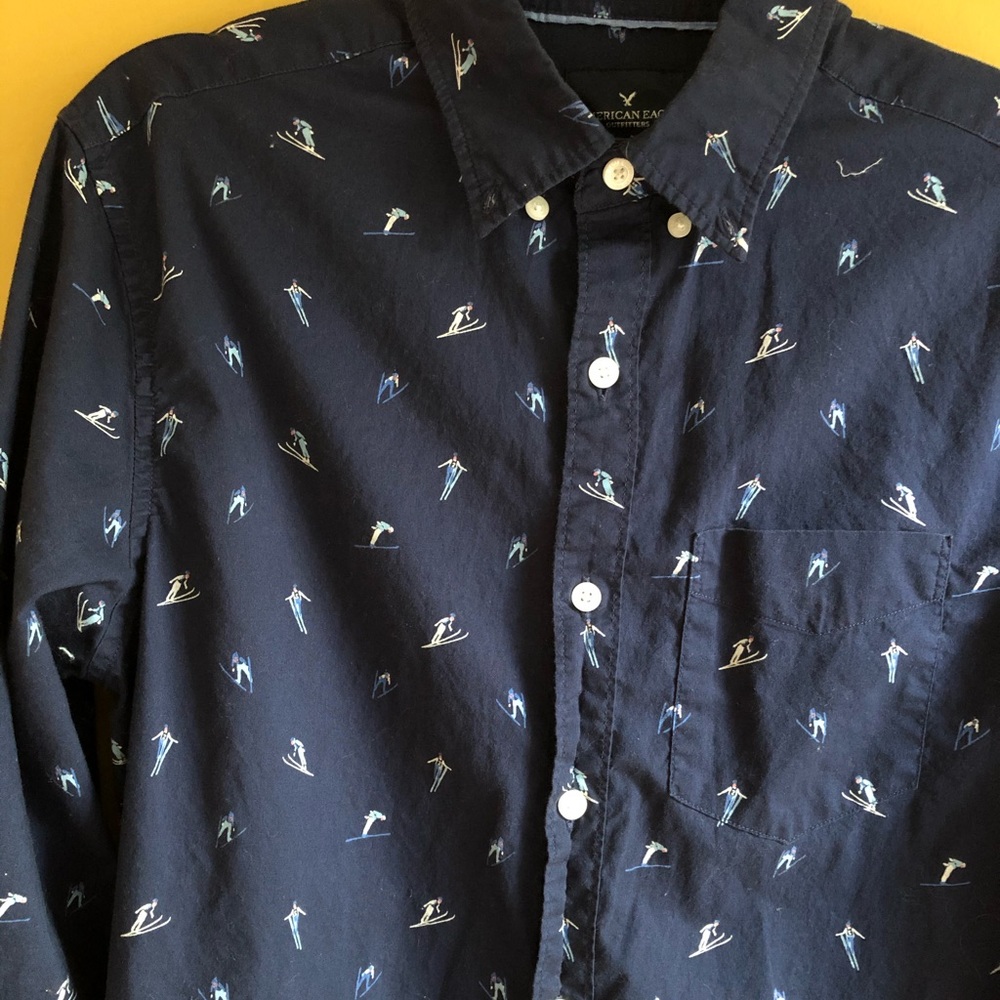 American Eagle Button Down:Ski Men Pattern